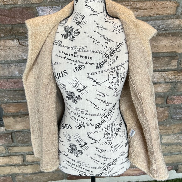 Beautiful Dana Buchman Vest - Picture 5 of 16